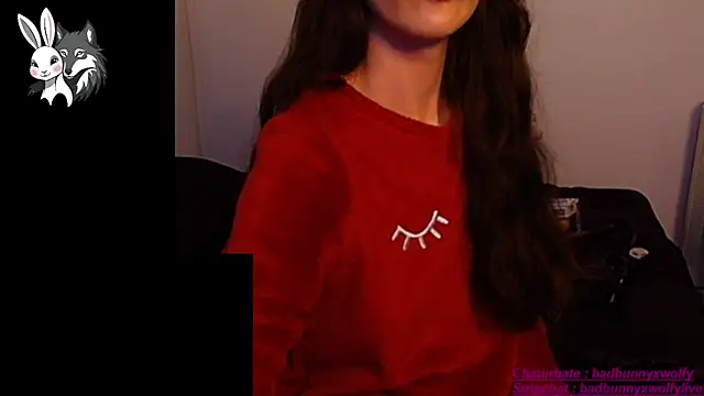 Snapshot of BadBunnyXWolfyLive chatting on October 2025 03:43:01 PM BadBunnyXWolfyLive online show from October 2025 03:43:01 PM