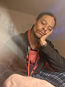 Snapshot of Locdawgg11 chatting on January 2026 11:43:01 PM Locdawgg11 online show from January 2026 11:43:01 PM