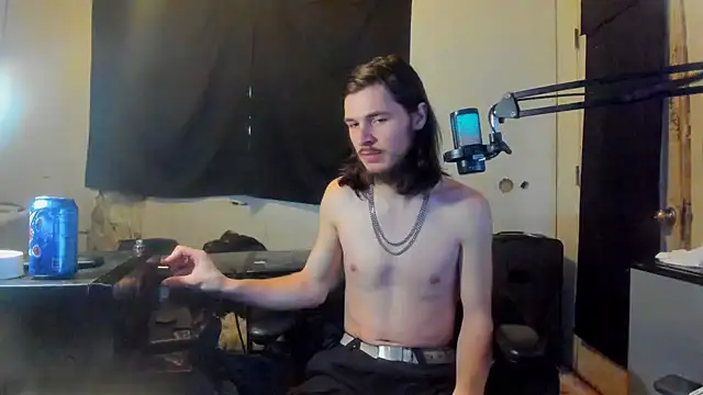 nuttyking2022 online show from February 2025 08:25:01 PM