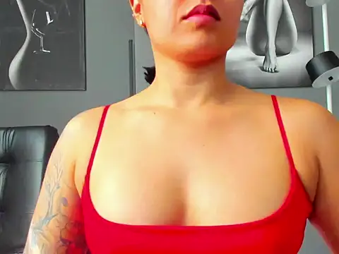 Snapshot of karlyjons12 chatting on October 2025 02:18:01 PM karlyjons12 online show from October 2025 02:18:01 PM