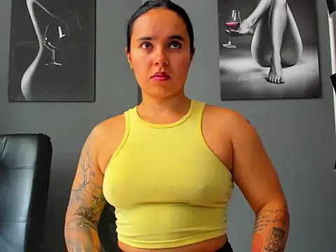 Snapshot of karlyjons12 chatting on November 2025 02:42:01 PM karlyjons12 online show from November 2025 02:42:01 PM