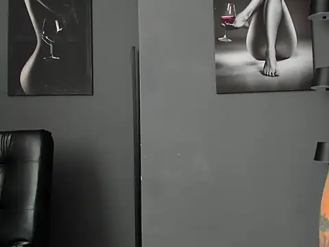 karlyjons12 online show from February 2026 03:30:02 PM