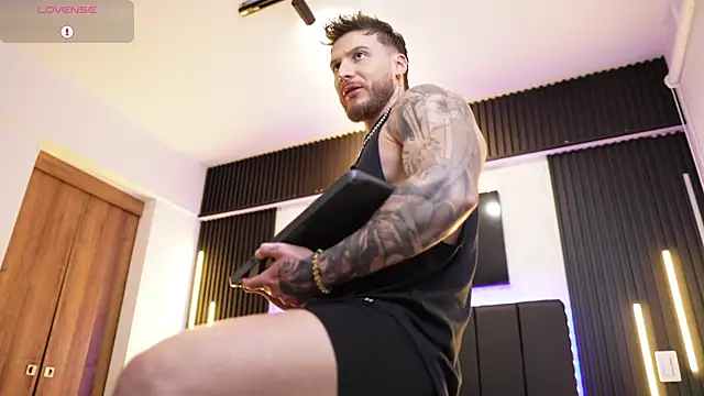 Snapshot of David_blake_ chatting on February 2026 04:42:02 AM David blake online show from February 2026 04:42:02 AM