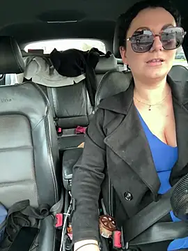 Loveblackzilla online show from November 2025 03:34:02 PM