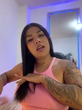 Snapshot of tinalove7 chatting on December 2025 09:22:01 PM tinalove7 online show from December 2025 09:22:01 PM