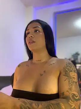 Snapshot of tinalove7 chatting on February 2026 04:34:02 AM tinalove7 online show from February 2026 04:34:02 AM