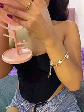 trex x online show from February 2026 07:07:01 PM