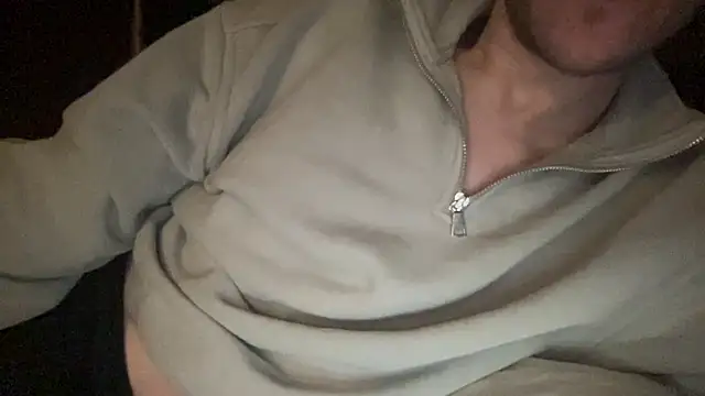 Snapshot of LeoLovelyDick chatting on February 2025 02:17:02 AM LeoLovelyDick online show from February 2025 02:17:02 AM