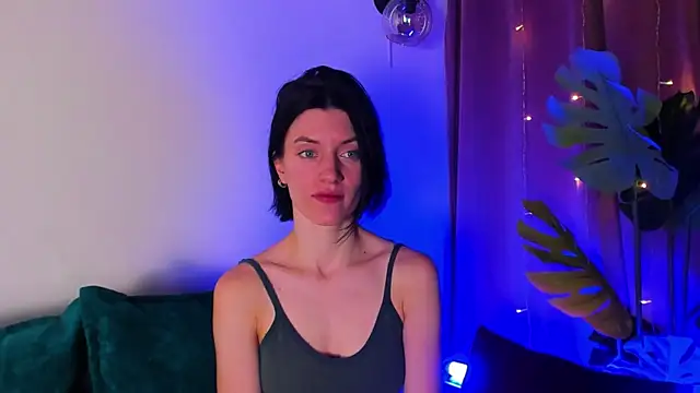 roxy riot  online show from February 2025 04:25:02 AM