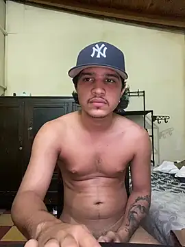 daniel6916 online show from March 2025 11:01:02 PM