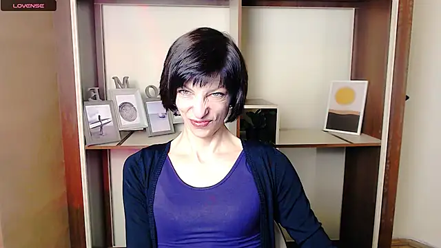  AngeliaFlow  online show from October 2025 07:17:02 AM
