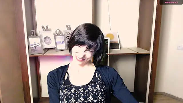 Snapshot of _AngeliaFlow_ chatting on November 2025 07:52:02 AM AngeliaFlow online show from November 2025 07:52:02 AM