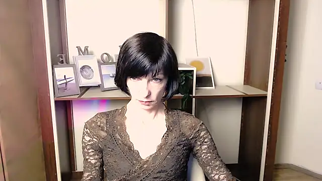 Snapshot of _AngeliaFlow_ chatting on November 2025 07:20:02 AM AngeliaFlow online show from November 2025 07:20:02 AM