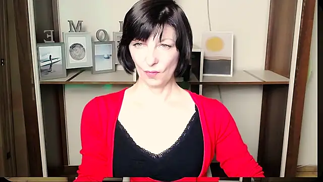 Snapshot of _AngeliaFlow_ chatting on July 2026 08:29:02 AM AngeliaFlow online show from July 2026 08:29:02 AM