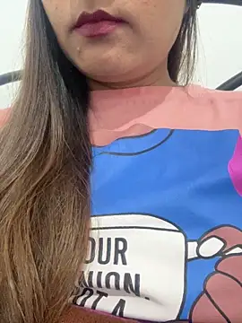 Deepcha1991 online show from March 2025 09:00:02 PM