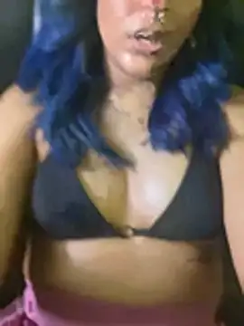 kissmebishh online show from March 2026 09:32:02 PM