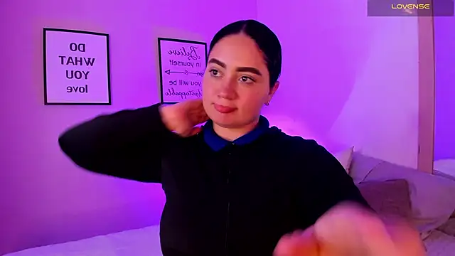 Morgan Wright online show from April 2026 07:53:01 PM