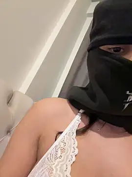 Snapshot of perinin50tonu chatting on February 2025 12:14:01 AM perinin50tonu online show from February 2025 12:14:01 AM