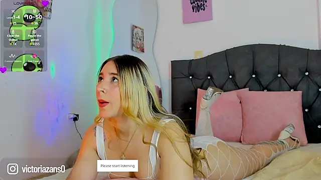 Vickyallien online show from March 2026 03:04:02 PM