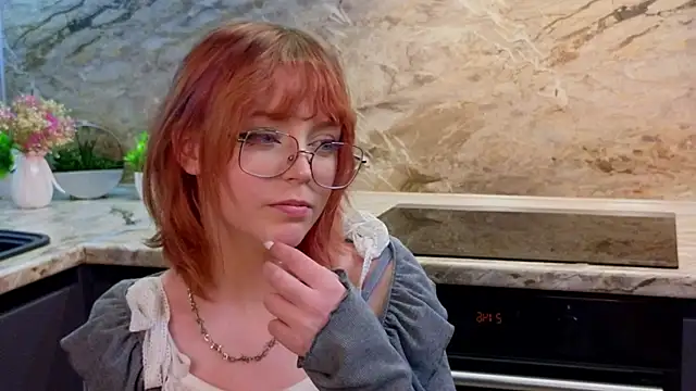 Snapshot of AshleyHandley chatting on February 2025 12:00:02 PM AshleyHandley online show from February 2025 12:00:02 PM