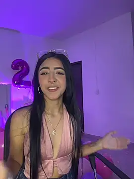 Mirandaa Rogers online show from July 2026 07:13:01 PM