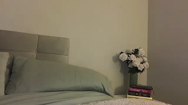 skyejde online show from November 2025 09:53:01 PM