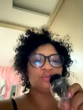 Snapshot of Tana_latin chatting on November 2025 11:59:02 PM Tana latin online show from November 2025 11:59:02 PM