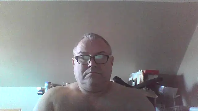 mkestr69 online show from February 2026 06:13:01 PM