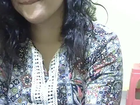 Your cutiepie  online show from November 2025 08:40:01 PM