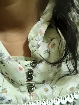 Your cutiepie  online show from December 2025 05:53:01 PM