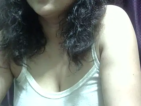 Your cutiepie  online show from May 2026 06:14:02 PM