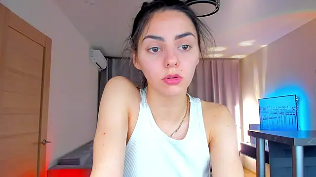 EmiliaZen online show from February 2026 05:53:01 PM