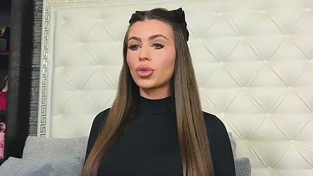 Snapshot of EliteDomina chatting on November 2025 07:20:01 AM EliteDomina online show from November 2025 07:20:01 AM