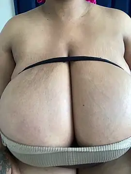NonoGotBoobies online show from May 2026 10:00:02 AM