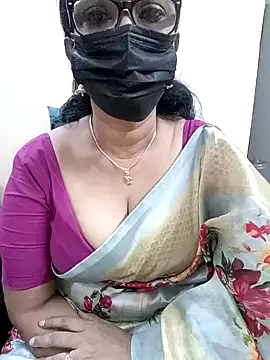 niiveditha online show from February 2025 10:52:02 PM