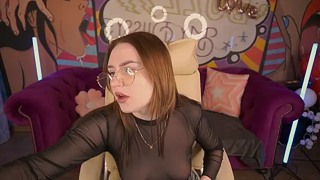 Snapshot of DivineJass chatting on March 2025 09:17:01 PM DivineJass online show from March 2025 09:17:01 PM