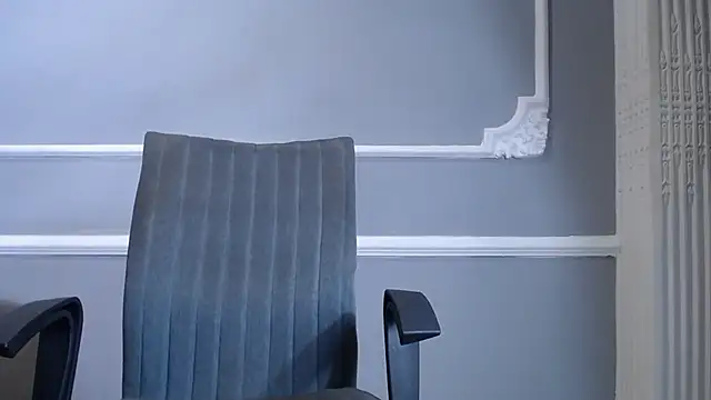 Snapshot of LiamRivers_ chatting on November 2025 12:15:02 PM LiamRivers online show from November 2025 12:15:02 PM