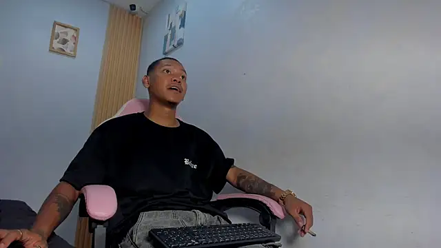 blackdirty420 online show from November 2025 08:08:02 PM