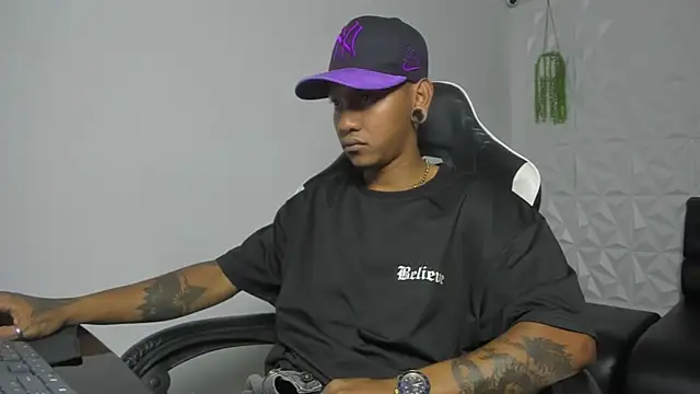 blackdirty420 online show from February 2026 02:47:01 PM