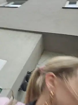 Snapshot of Sexybiene969 chatting on October 2025 03:00:01 PM Sexybiene969 online show from October 2025 03:00:01 PM