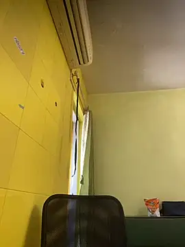 crazyfreaking online show from February 2025 05:37:01 AM