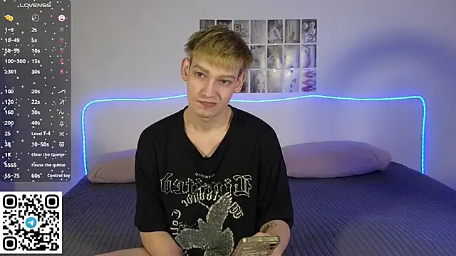 Julian wins online show from February 2026 01:57:02 AM