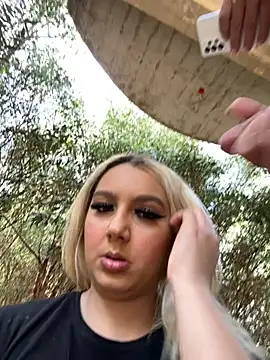 Snapshot of hotamanda01 chatting on December 2025 10:31:01 AM hotamanda01 online show from December 2025 10:31:01 AM