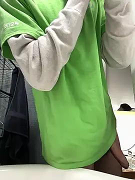 willyro98 online show from February 2025 10:48:02 AM