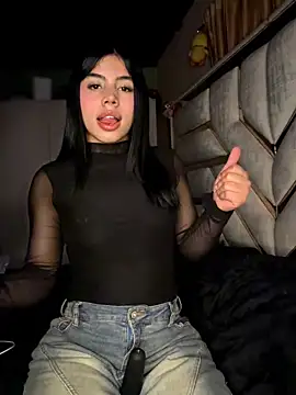 Laura-Khalifa online show from March 2026 05:35:01 AM