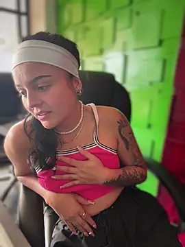 Dulce  Boyd online show from April 2026 02:47:02 PM