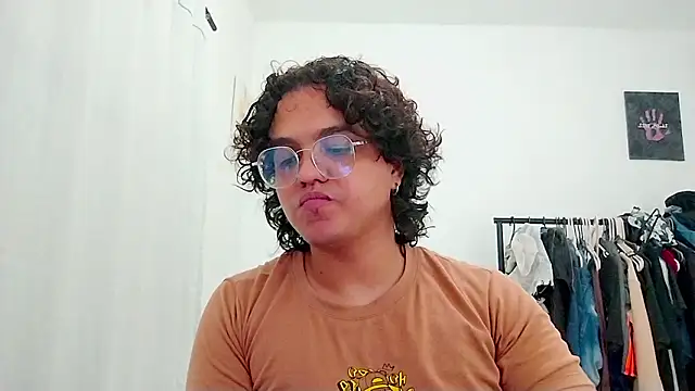 Diane blossom online show from April 2026 09:18:02 PM