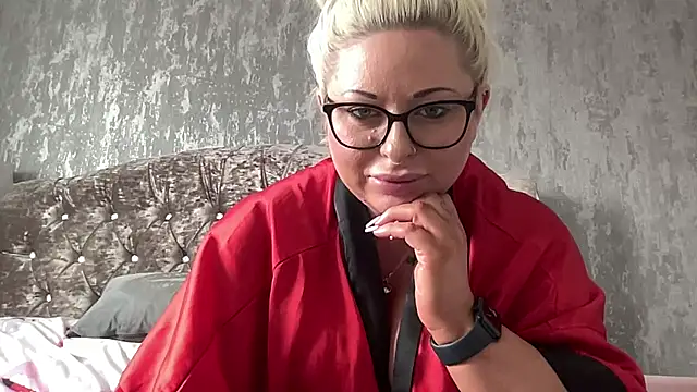 GemaJBusty online show from March 2025 01:09:01 PM