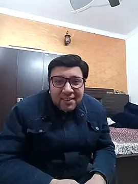 innocentboy1987 online show from February 2025 04:37:01 AM