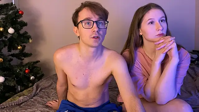 Snapshot of Sabrinaanddaniel chatting on January 2026 09:50:02 PM Sabrinaanddaniel online show from January 2026 09:50:02 PM